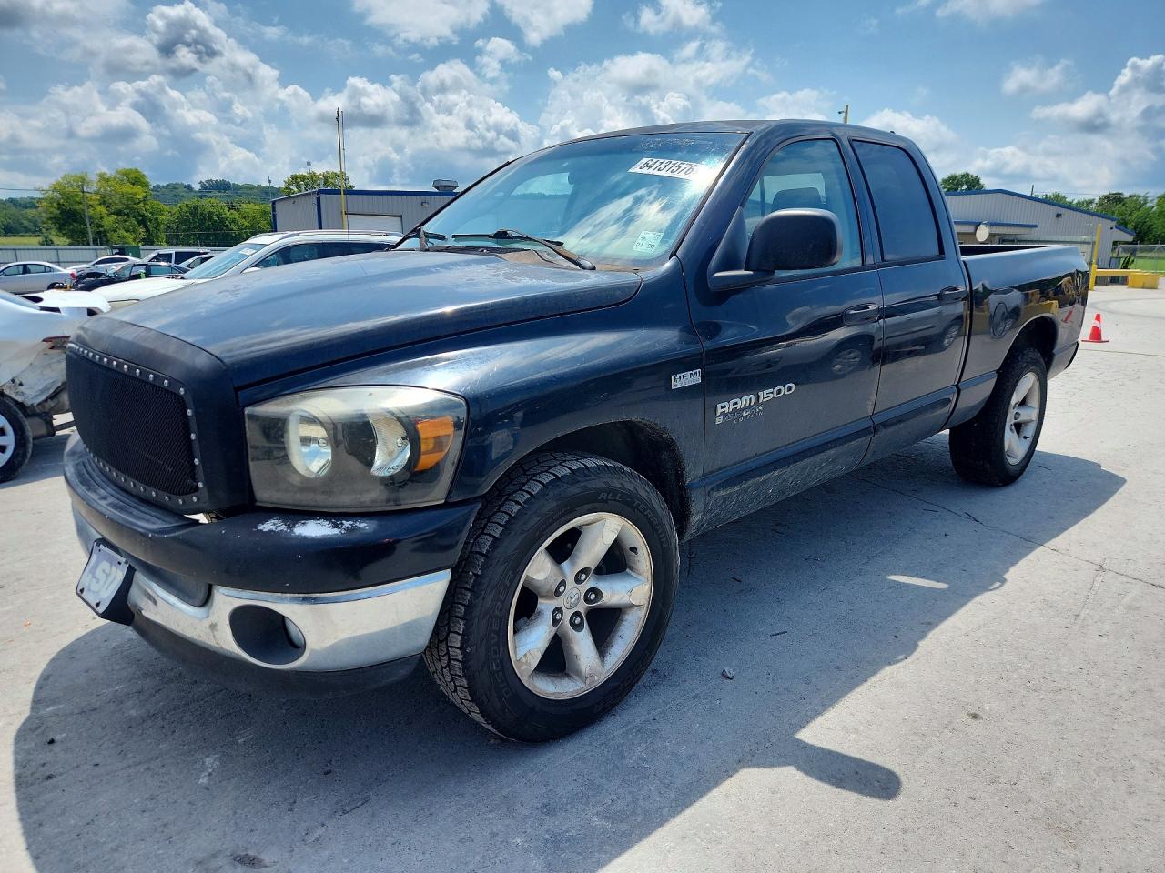 2006 Dodge 1500 SLT, VIN 1D7HA18286S564221 — Мелкие вмятины и царапины