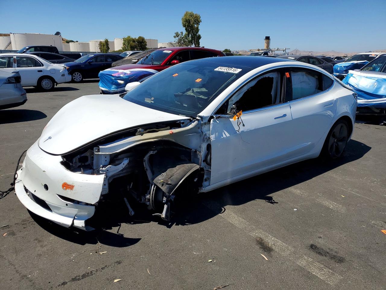 2020 Tesla Model 3 Standard Range Plus, VIN 5YJ3E1EA9LF613939 — Front end