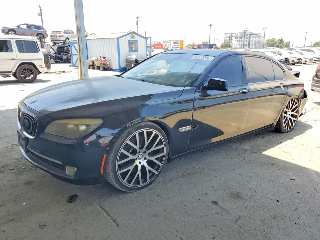 2009 BMW 7 Series 750Li, VIN WBAKB83549CY57875 — Зад