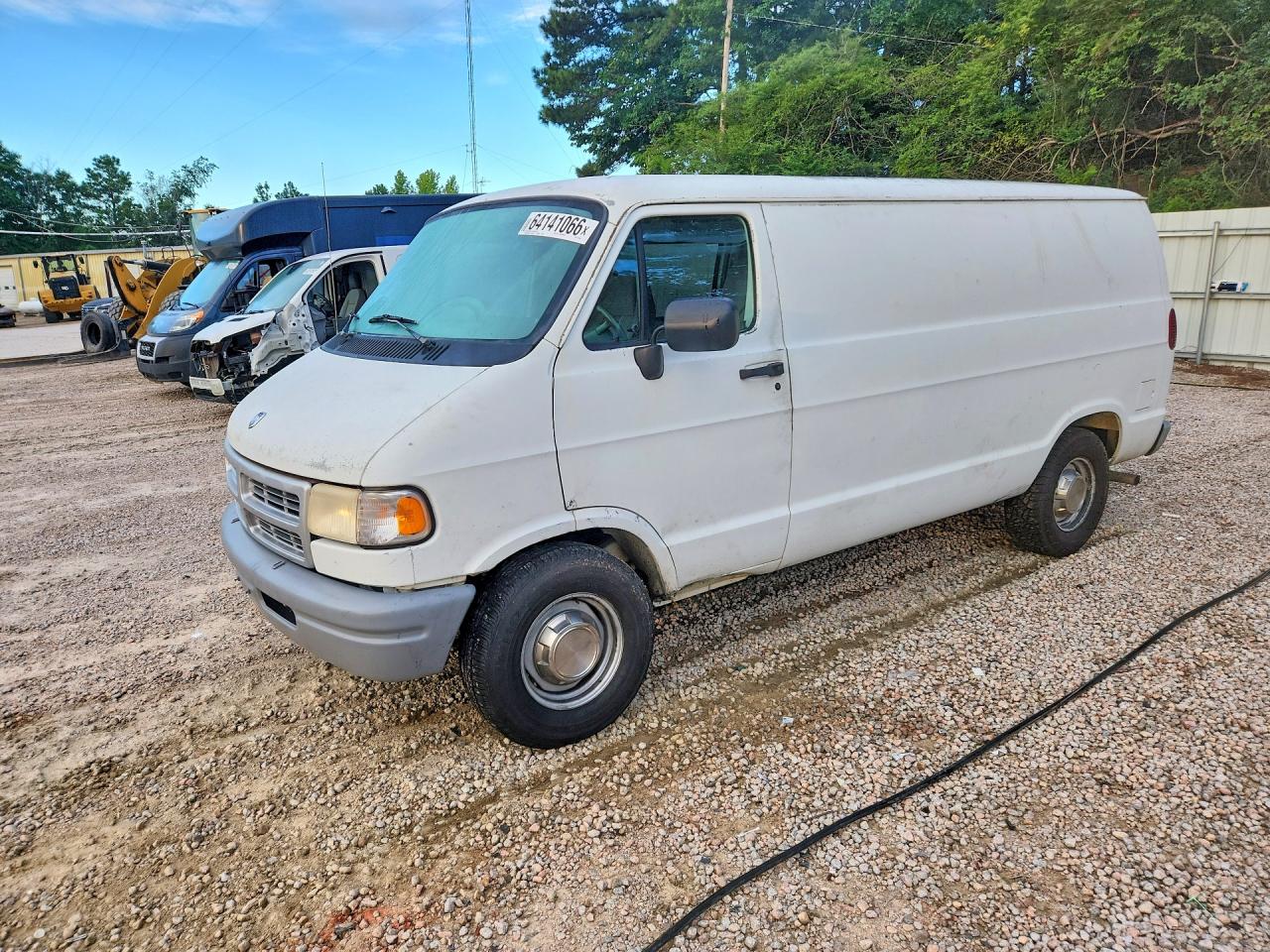 1996 Dodge Cargo, VIN 2B7HB11Y3TK171304 — Minor dents and scratches