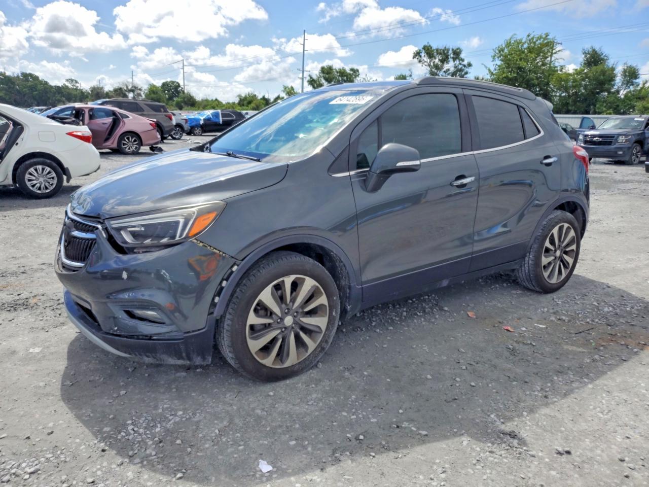 2017 Buick Encore Essence, VIN KL4CJCSBXHB208052 — Перед