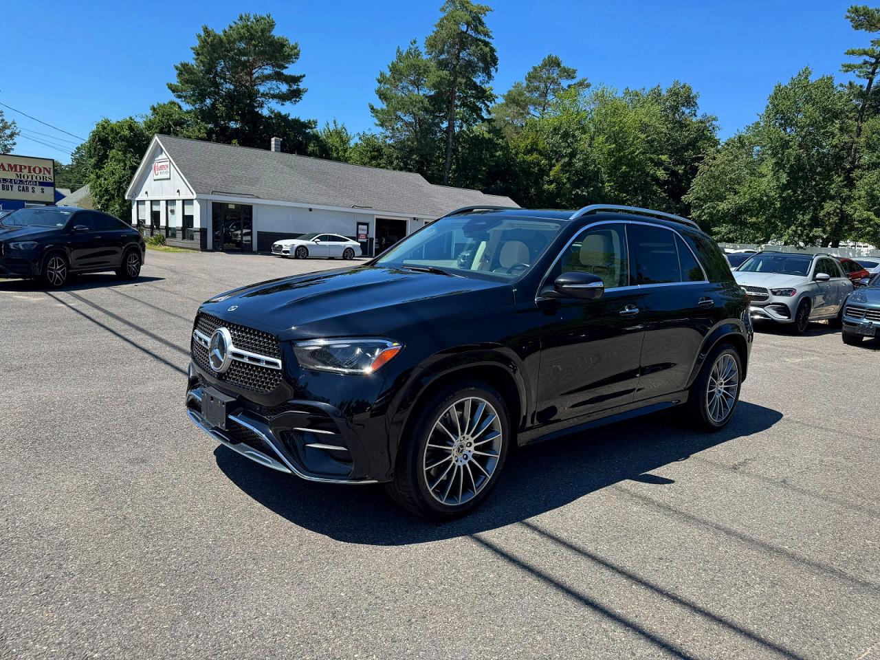 2024 Mercedes-Benz GLE 450, VIN 4JGFB5KB1RB162569 — Minor dents and scratches