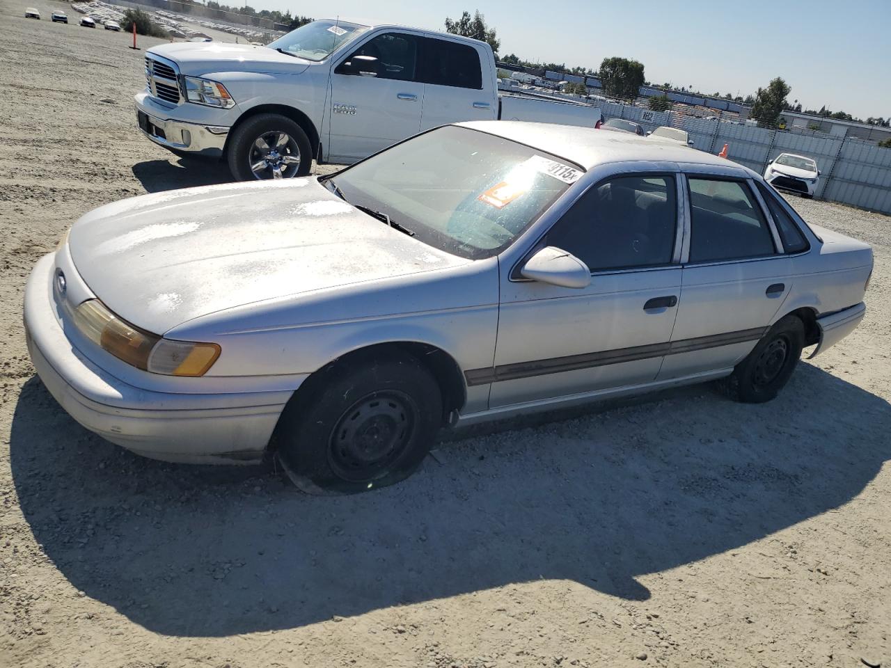 1992 Ford Taurus GL, VIN 1FACP52U2NG210769 — Mechanical