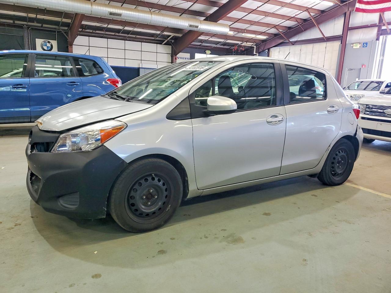 2013 Toyota Yaris L, VIN JTDKTUD3XDD543043 — Front end
