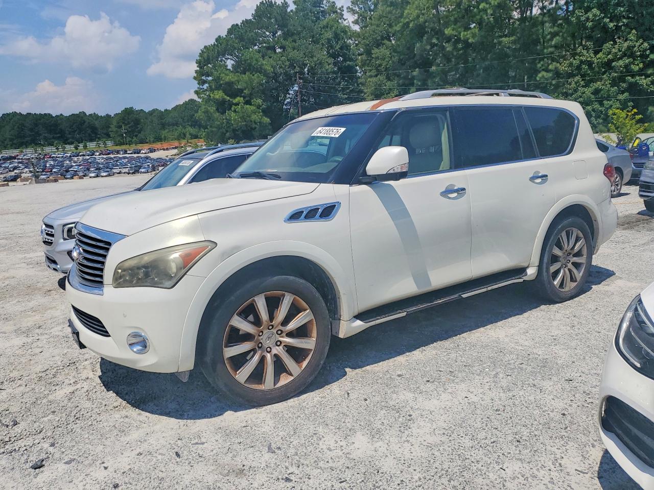 2012 Infiniti QX56 7-passenger, VIN JN8AZ2NF6C9516287 — Minor dents and scratches