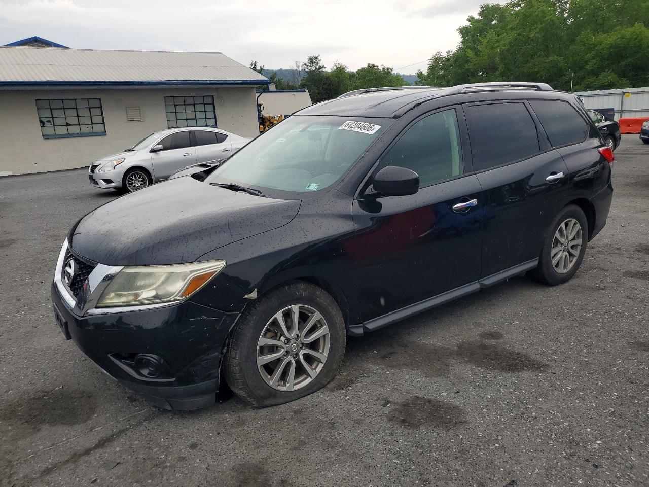 2014 Nissan Pathfinder Platinum, VIN 5N1AR2MM3EC661655 — Перед