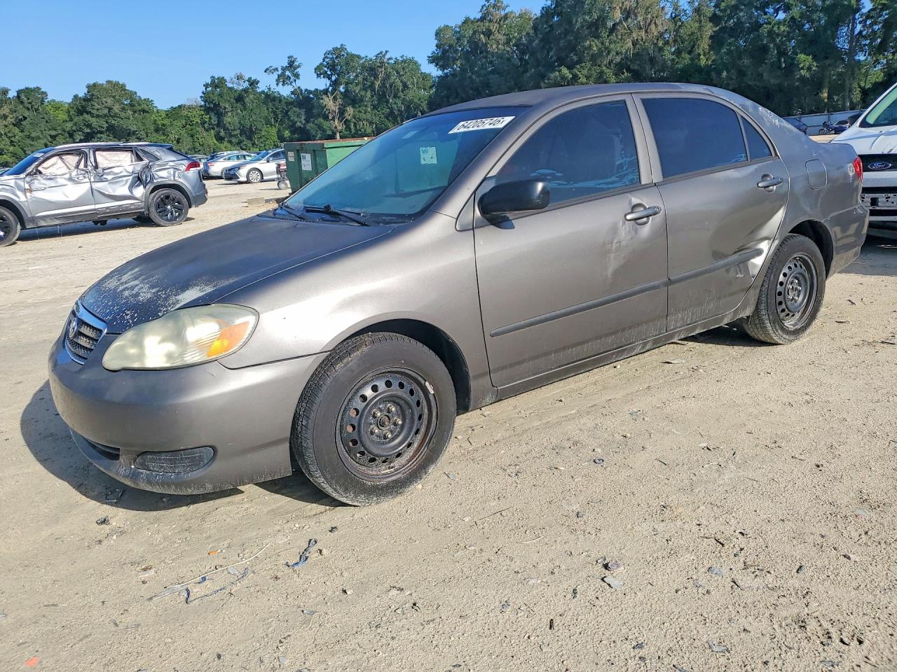 2008 Toyota Corolla LE, VIN 1NXBR32E08Z038322 — Перед