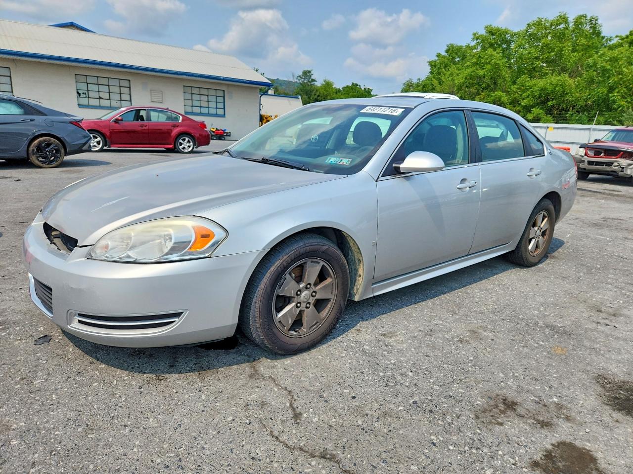 2009 Chevrolet Impala LT, VIN 2G1WT57N491158111 — Бок