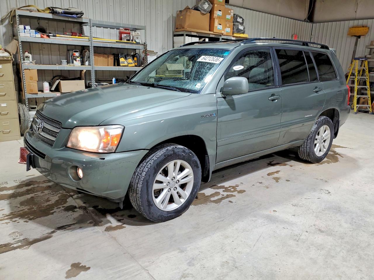 2007 Toyota Highlander, VIN JTEHW21A870041213 — Front end