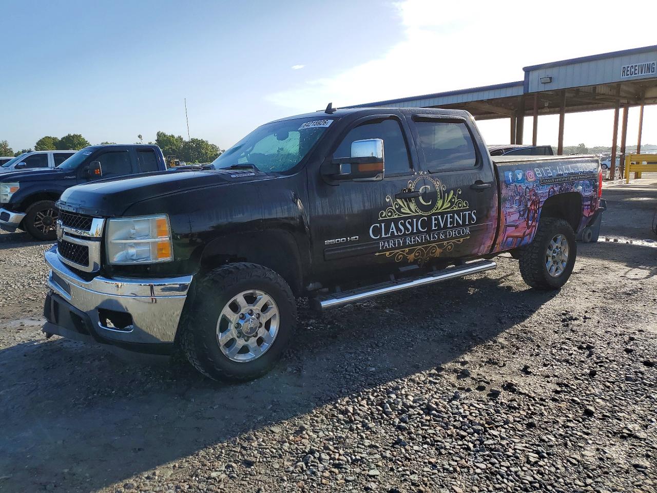 2011 Chevrolet Silverado 2500HD LT, VIN 1GC1CXCG9BF196730 — Front end