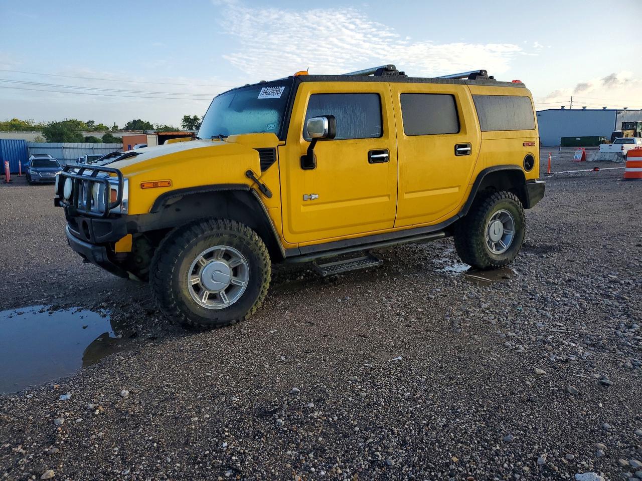 2003 Hummer H2, VIN 5GRGN23U03H122226 — Minor dents and scratches