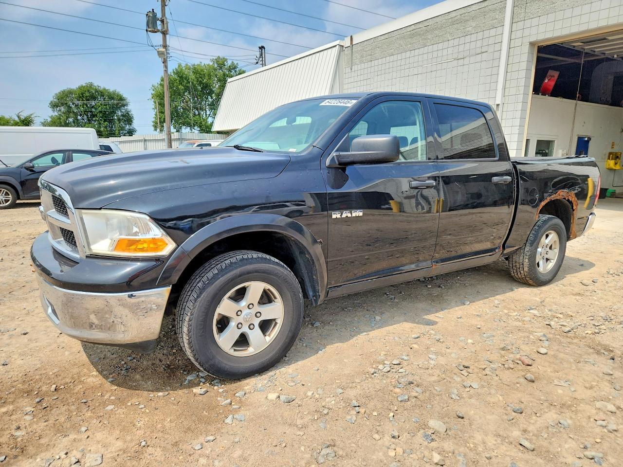 2009 Dodge 1500 SLT, VIN 1D3HV13P79S720679 — Перед