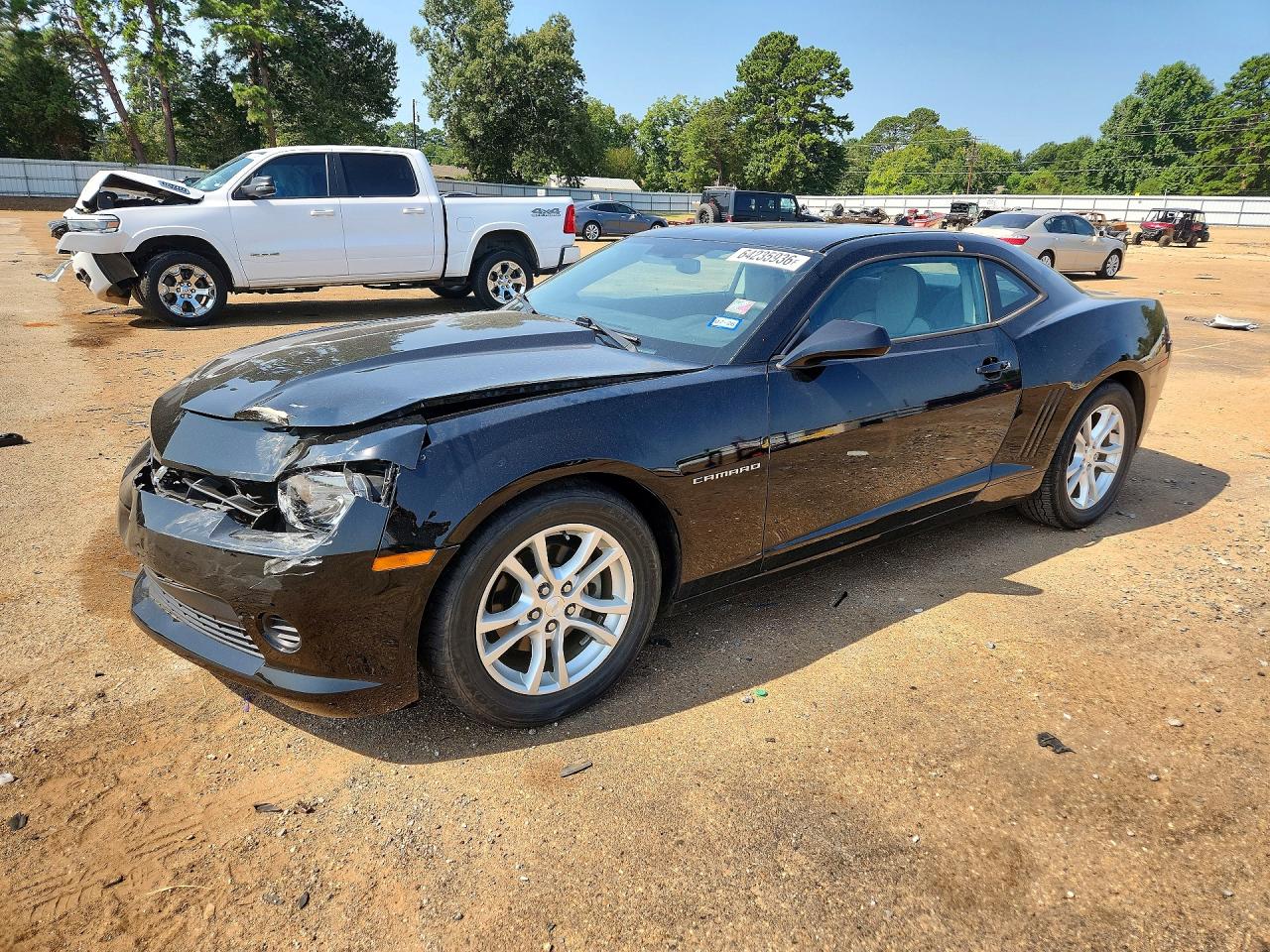 2015 Chevrolet Camaro LS, VIN 2G1FB1E3XF9161511 — Front end