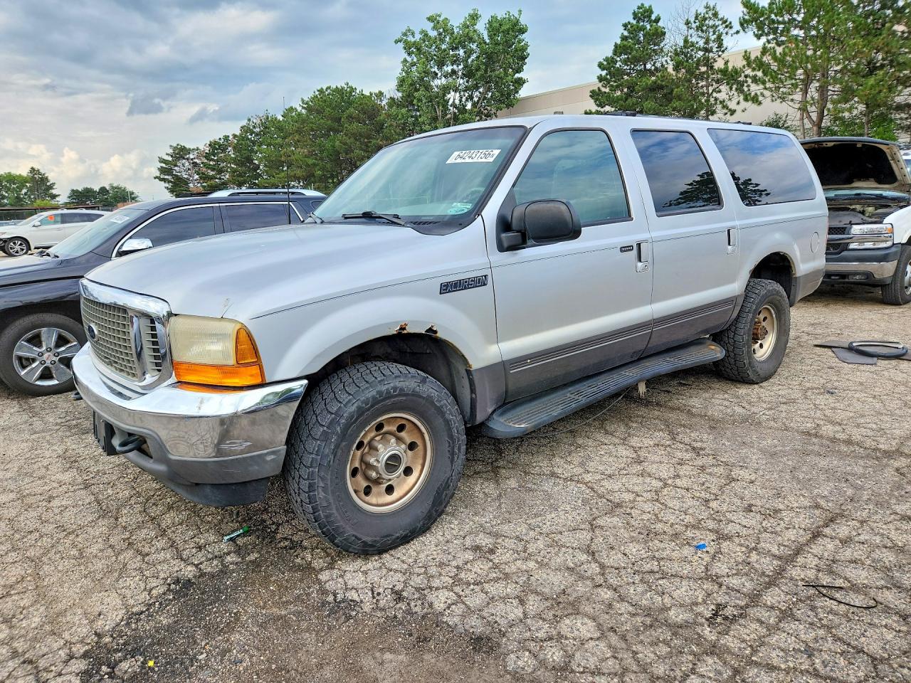 2001 Ford Excursion Special Serv, VIN 1FMNU41L61EB52021 — Normal wear