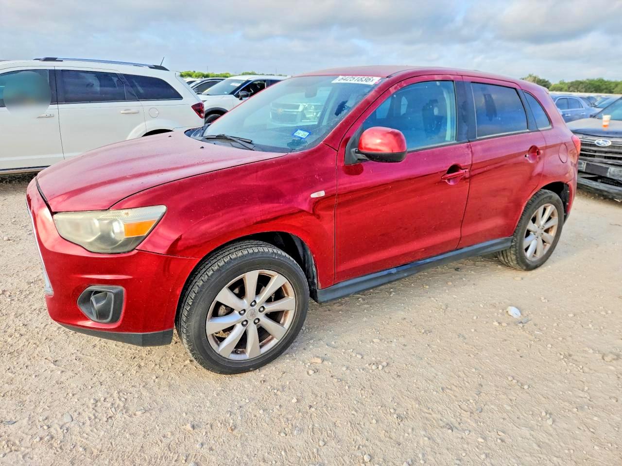 2015 Mitsubishi Outlander ES, VIN 4A4AP3AU9FE060253 — Normal wear
