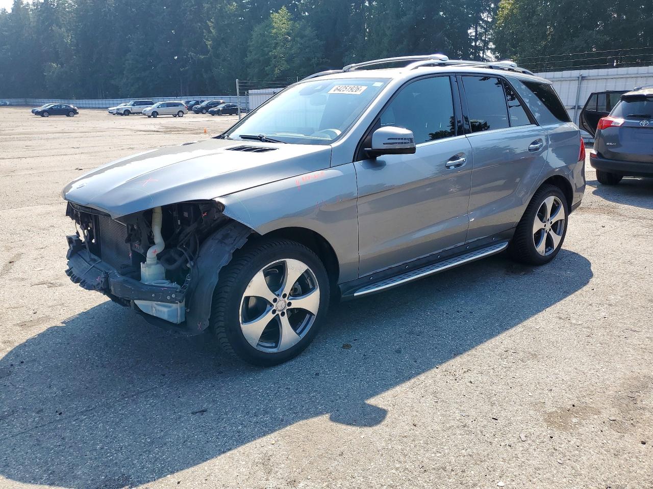 2016 Mercedes-Benz GLE 350, VIN 4JGDA5HB1GA763484 — Front end
