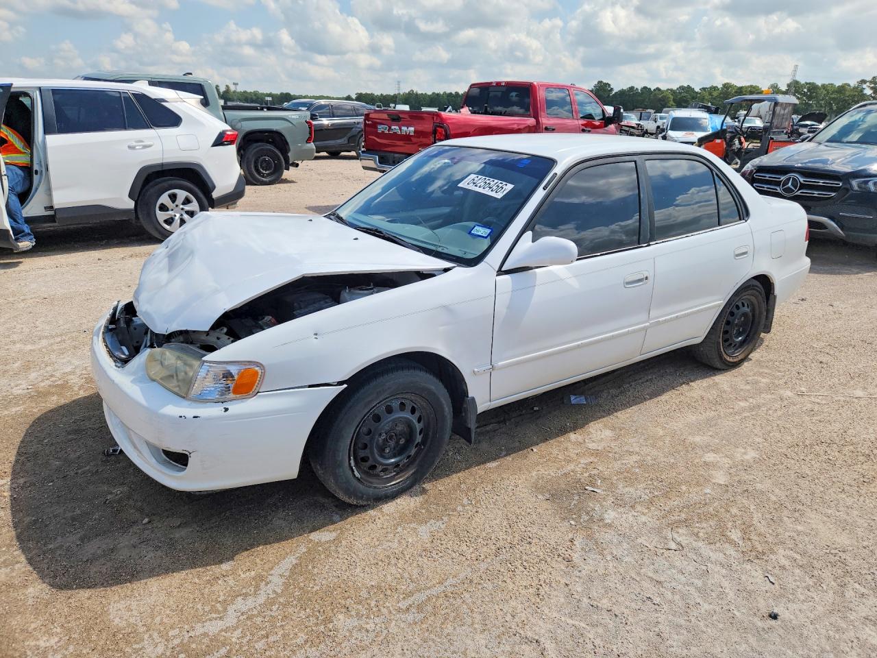 2001 Toyota Corolla CE, VIN 1NXBR12E61Z429520 — Front end