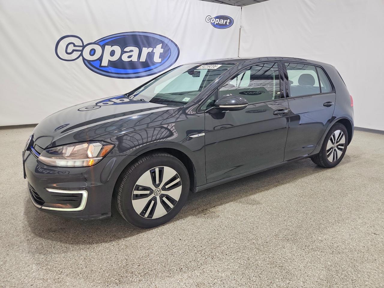 2019 Volkswagen Golf SE, VIN WVWKR7AU3KW919340 — Side
