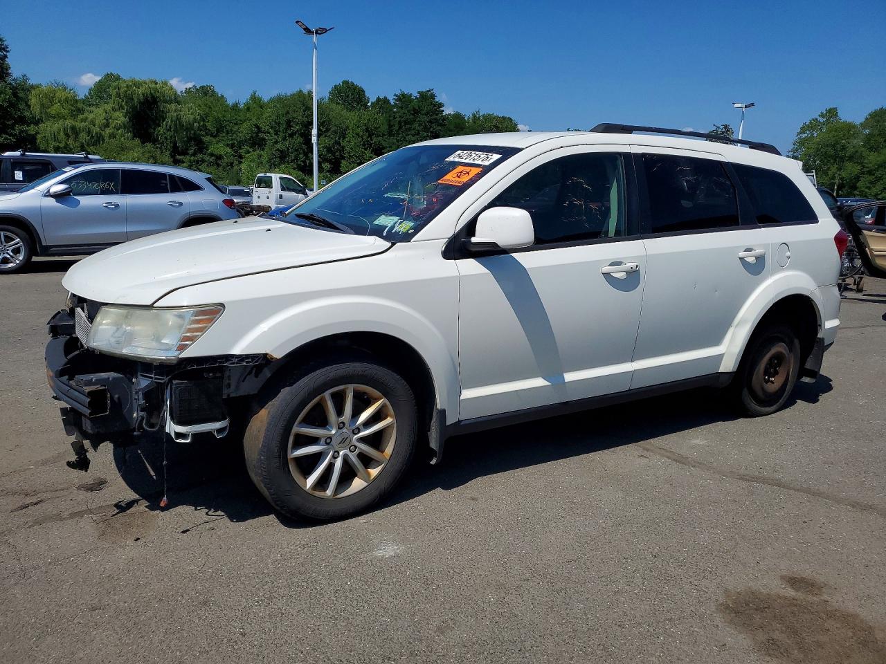 2018 Dodge Journey SXT, VIN 3C4PDDBG2JT173060 — Front end