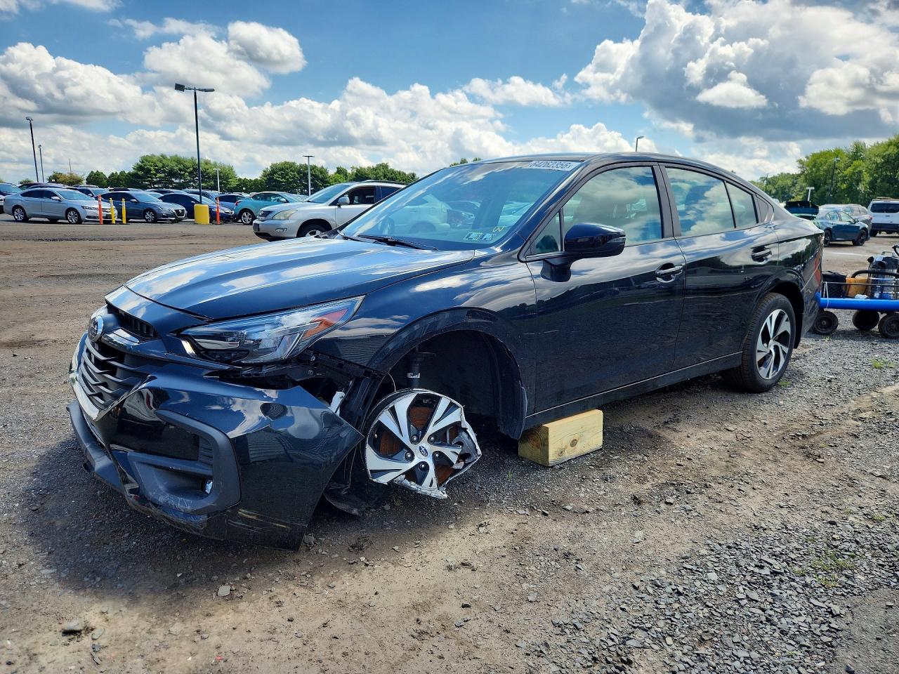 2025 Subaru Legacy Premium, VIN 4S3BWAD61S3019704 — Перед