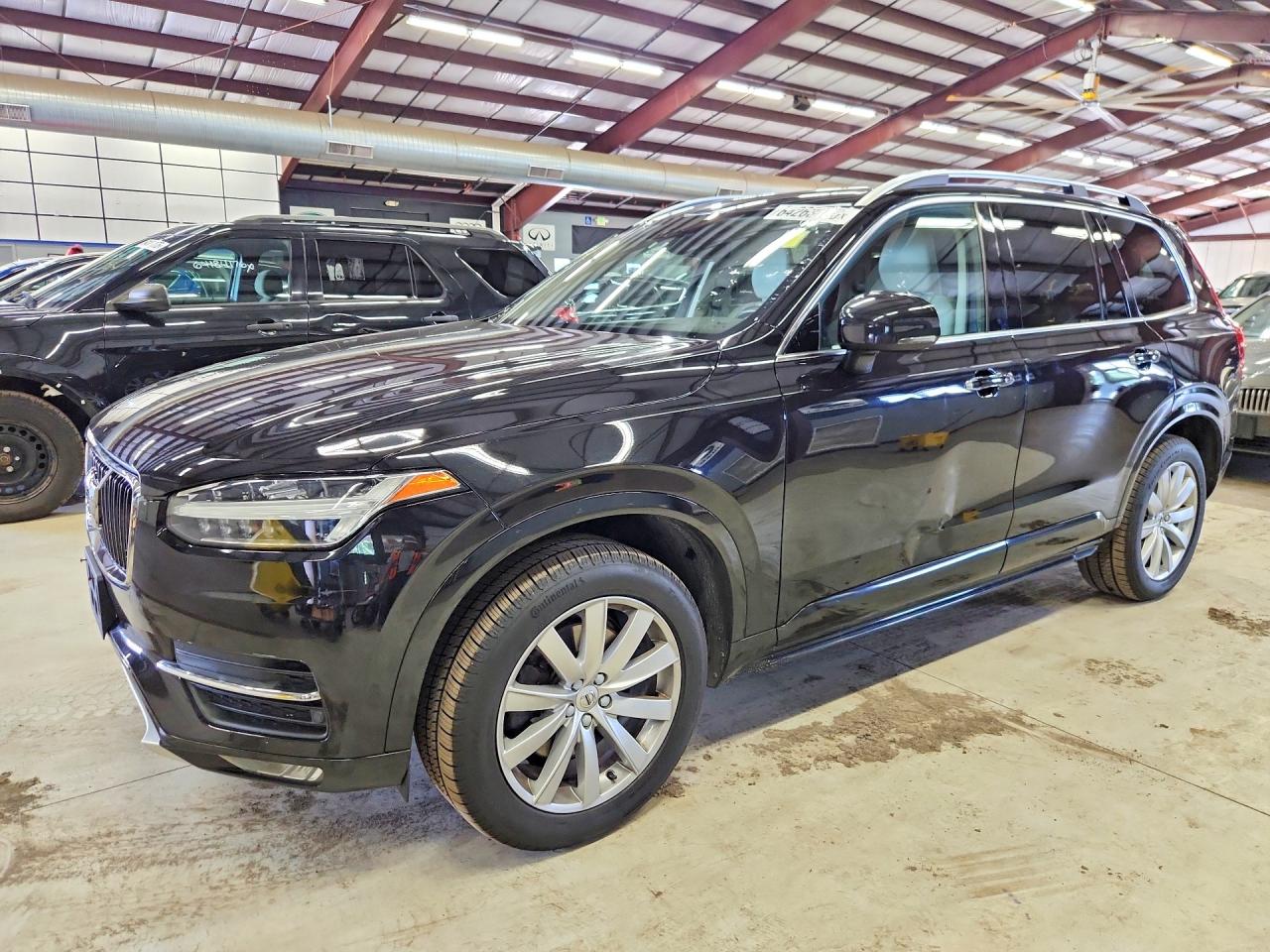 2019 Volvo XC90 Momentum, VIN YV4102PK7K1470947 — Мелкие вмятины и царапины