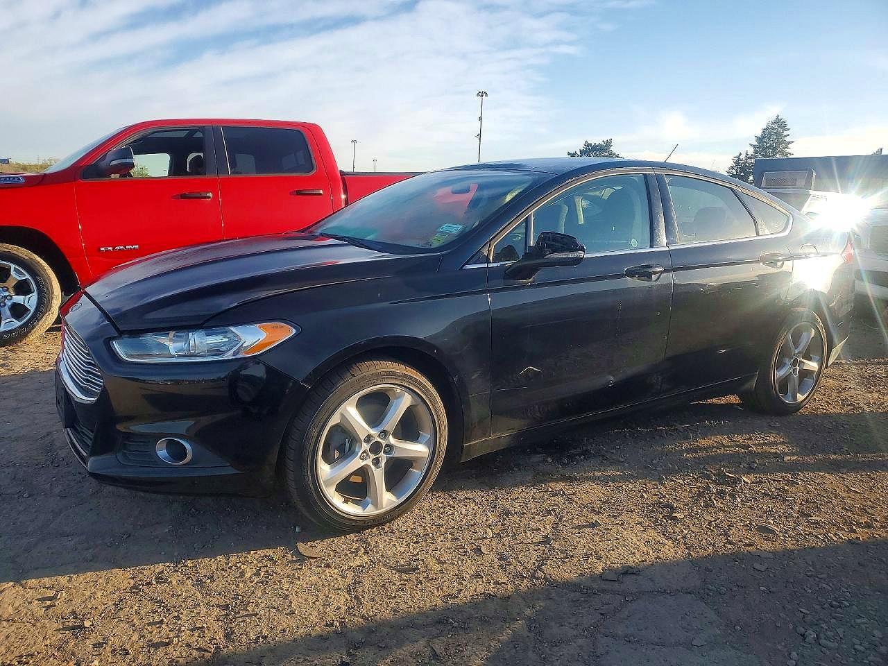 2016 Ford Fusion SE, VIN 3FA6P0HD0GR152602 — Бок