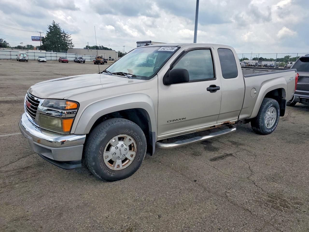 2004 GMC Canyon SL Z71, VIN 1GTDS196348221656 — Minor dents and scratches