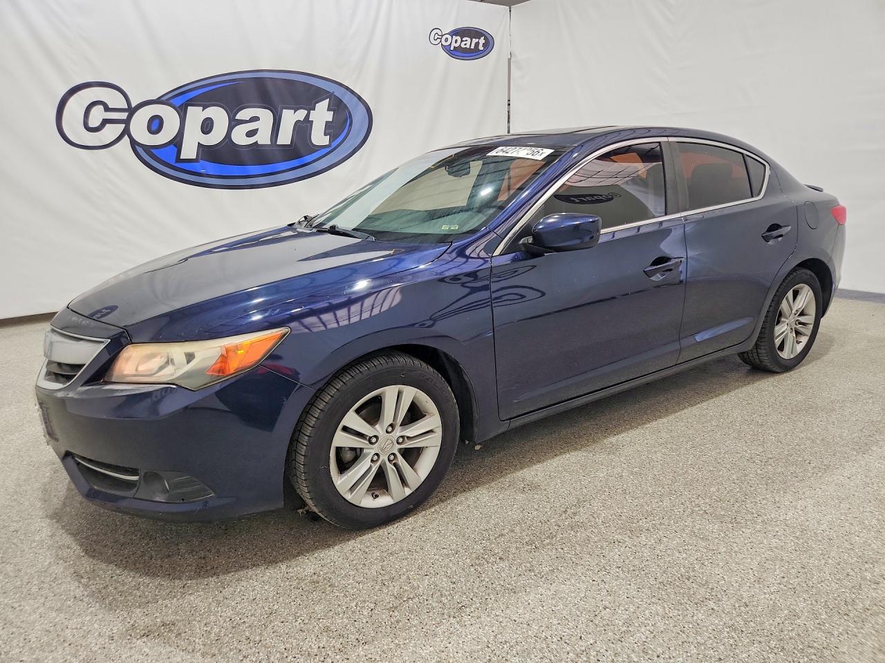2013 Acura ILX Hybrid Technology, VIN 19VDE3F78DE300724 — Minor dents and scratches