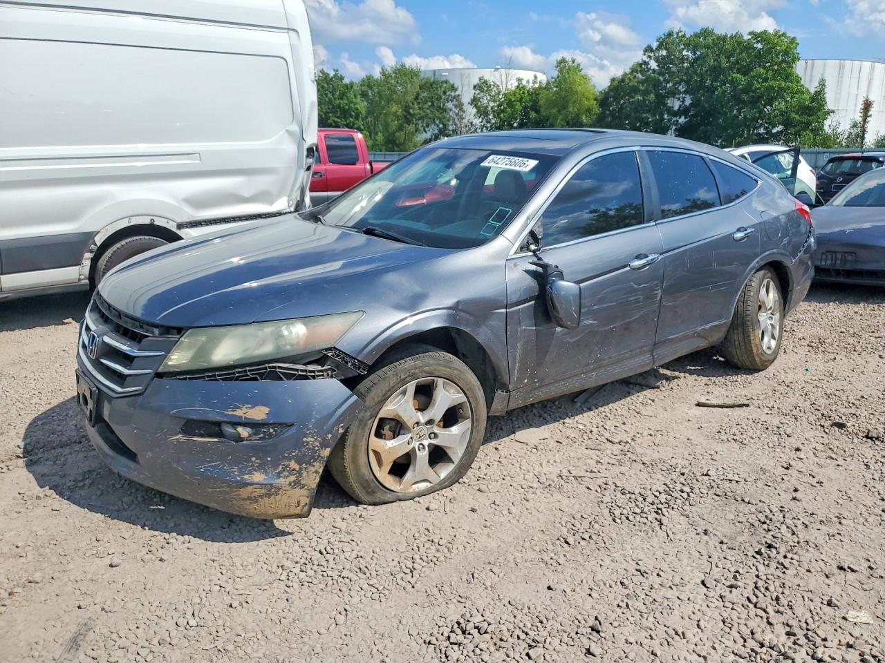 2010 Honda Crosstour EX-L, VIN 5J6TF2H58AL008137 — Vandalism
