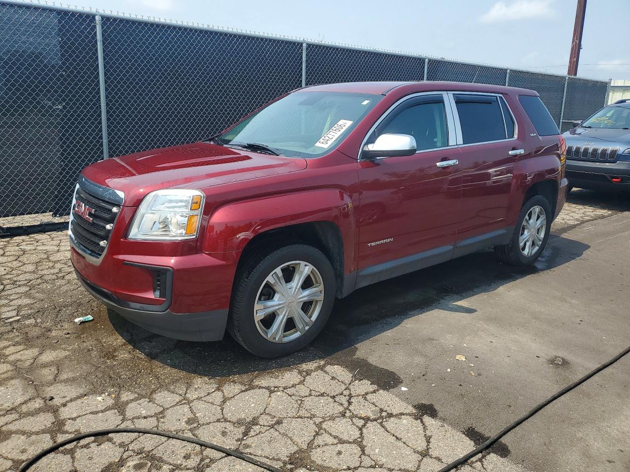 2017 GMC Terrain SLE, VIN 2GKALMEK3H6187075 — Minor dents and scratches