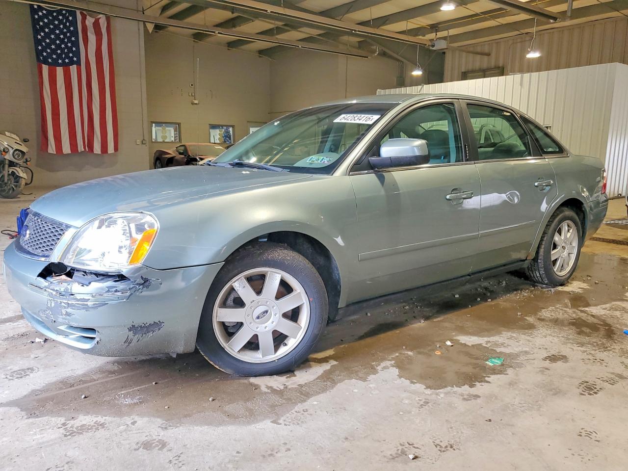 2005 Ford Five Hundred SE, VIN 1FAFP26135G186171 — Stripped