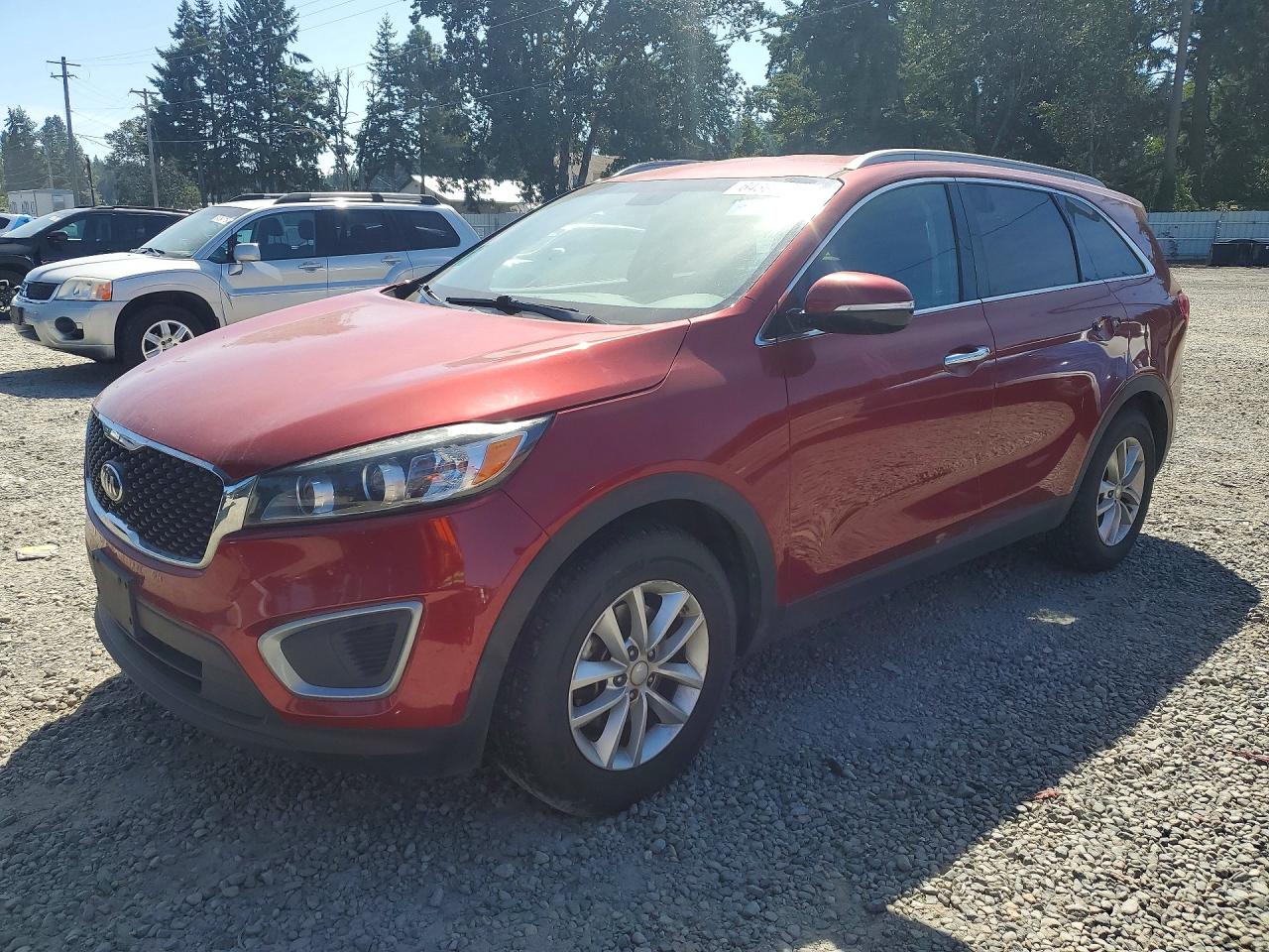 2017 Kia Sorento LX, VIN 5XYPG4A52HG311933 — Rear end
