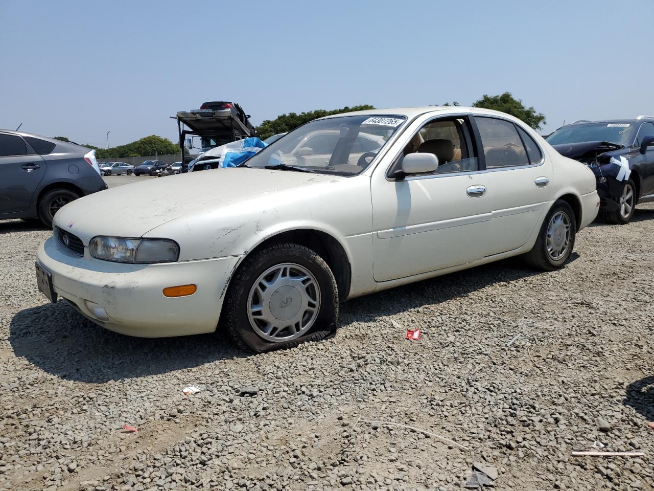 1997 Infiniti J30, VIN JNKAY21D8VM505180 — Front end