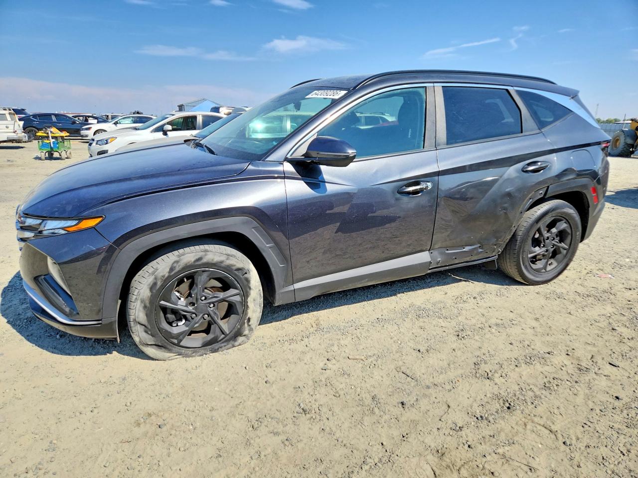 2022 Hyundai Tucson SEL, VIN 5NMJB3AE8NH128133 — Бок