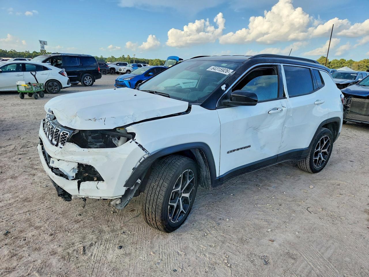 2025 Jeep Compass Limited, VIN 3C4NJDCNXST509066 — Перед