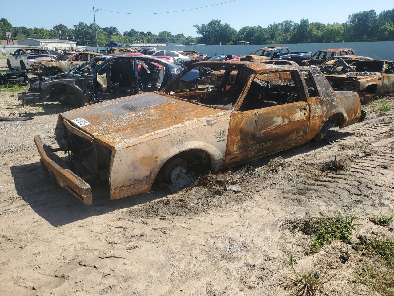 1987 Buick Regal, VIN 1G4GJ1171HP446749 — Пожар