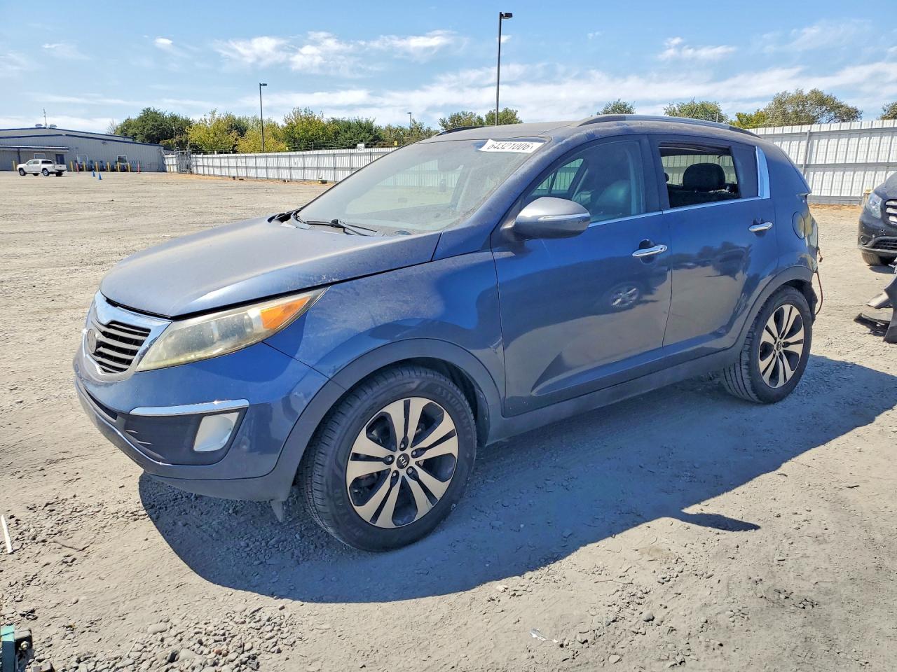2012 Kia Sportage EX, VIN KNDPC3A20C7173830 — Бок