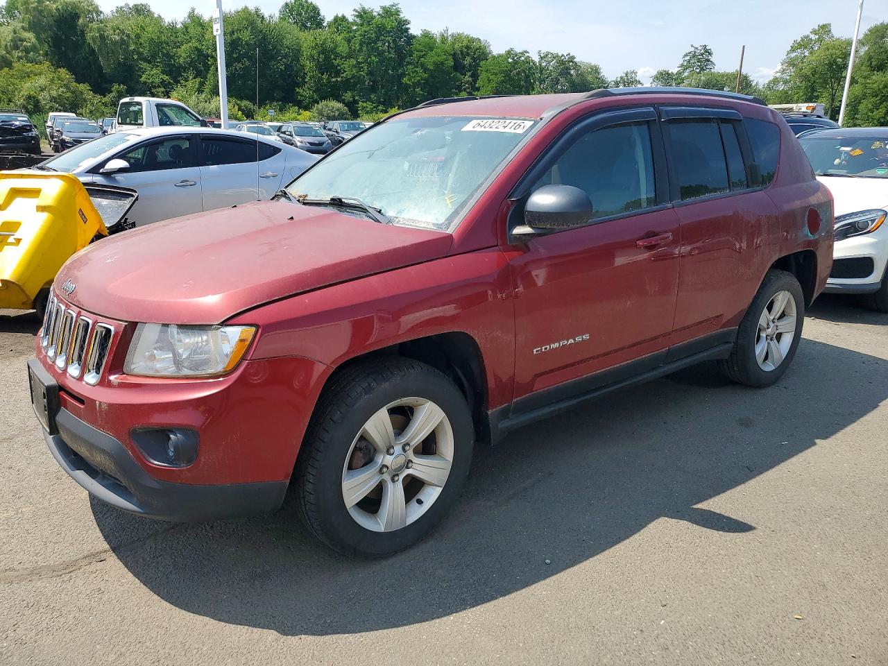 2013 Jeep Compass Latitude, VIN 1C4NJDEBXDD253474 — Minor dents and scratches