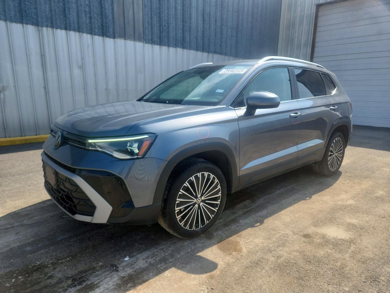 2026 Volkswagen Taos SE, VIN 3VVSC7B27TM007375 — Front end