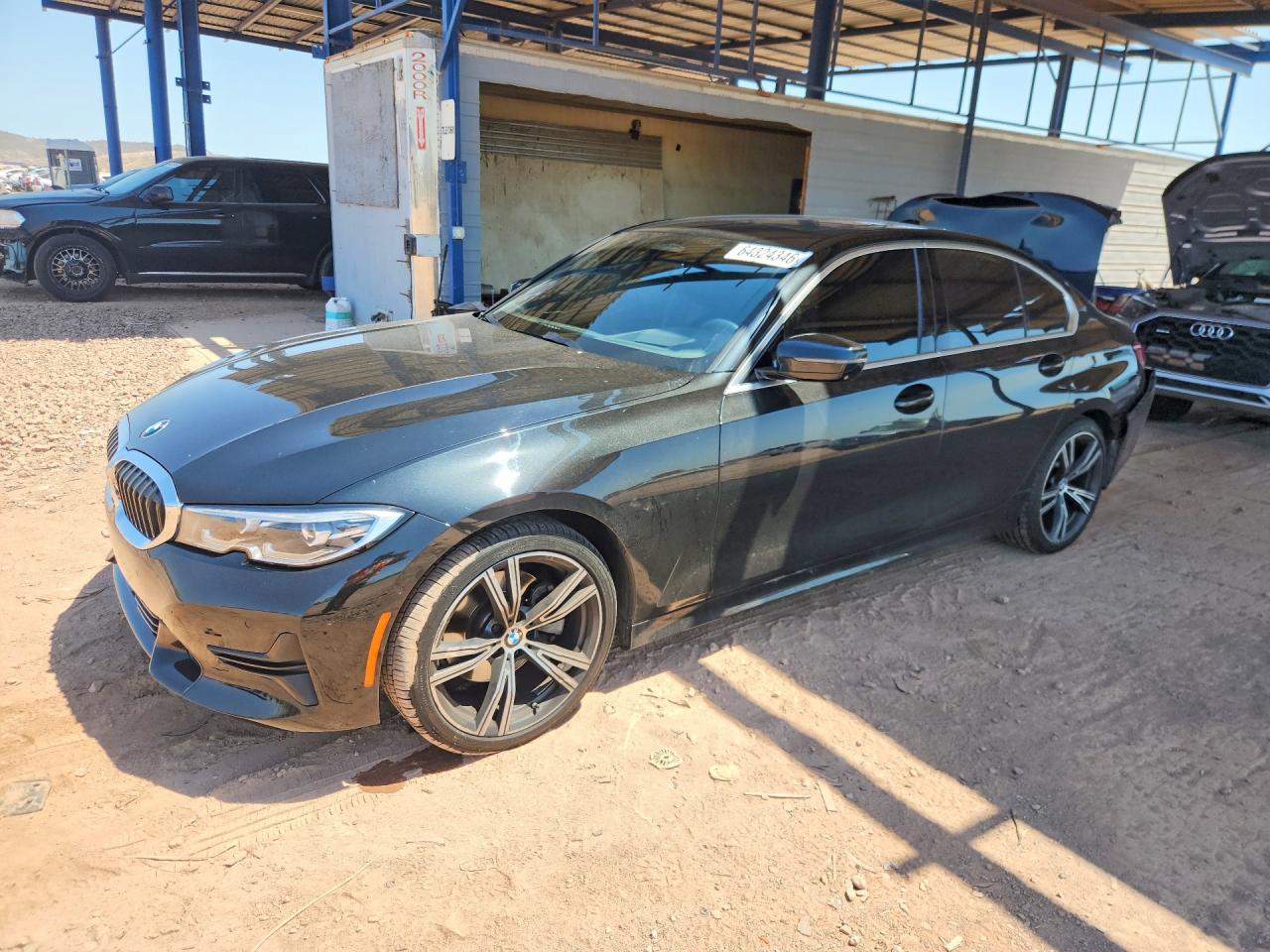 2020 BMW 3 Series 330i, VIN 3MW5R1J08L8B34018 — Зад