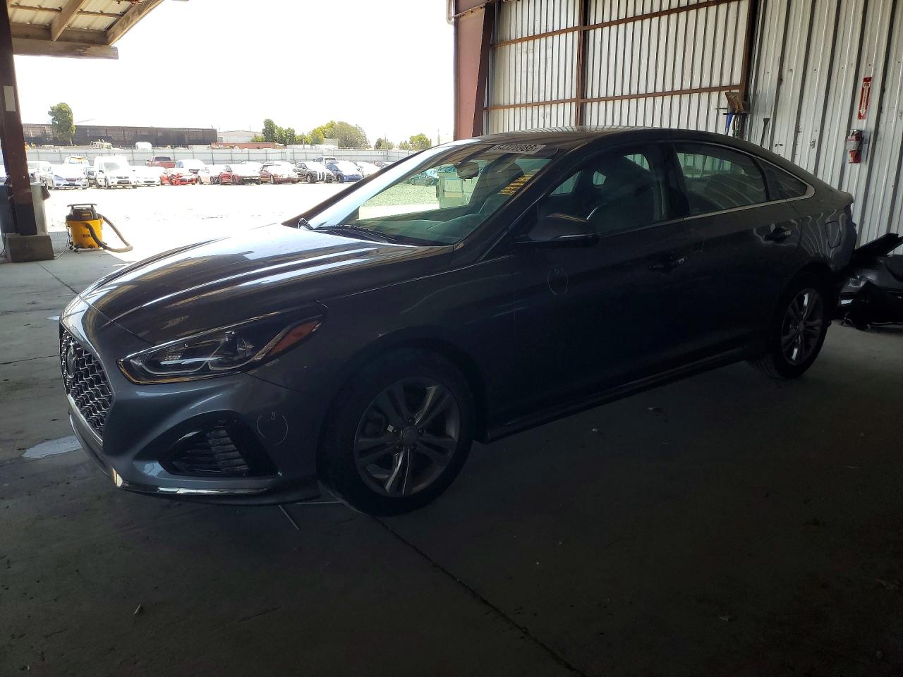 2018 Hyundai Sonata SEL, VIN 5NPE34AF0JH724539 — Rear end
