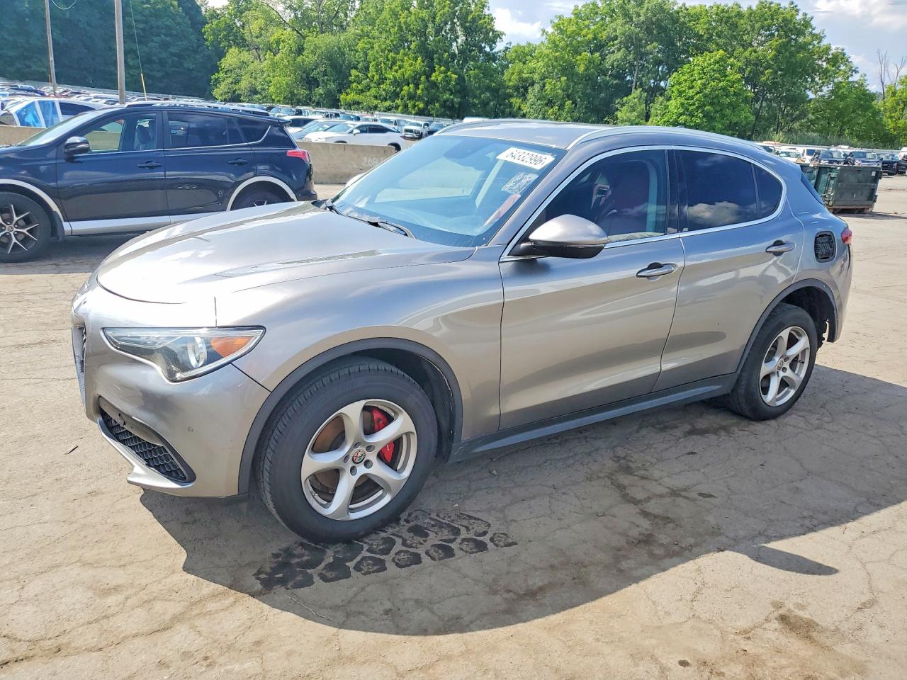 2018 Alfa Romeo Stelvio, VIN ZASFAKAN1J7B83521 — Зад