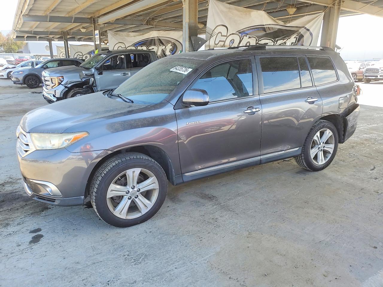 2013 Toyota Highlander Limited, VIN 5TDYK3EHXDS109050 — Rear end