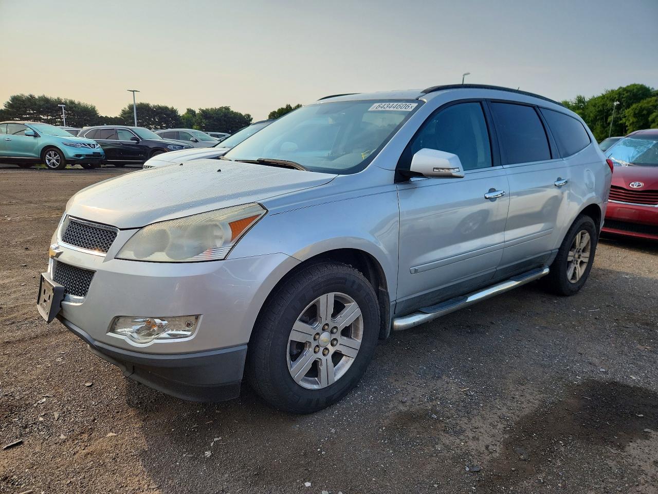 2010 Chevrolet Traverse 1LT, VIN 1GNLVFED4AS149716 — Minor dents and scratches