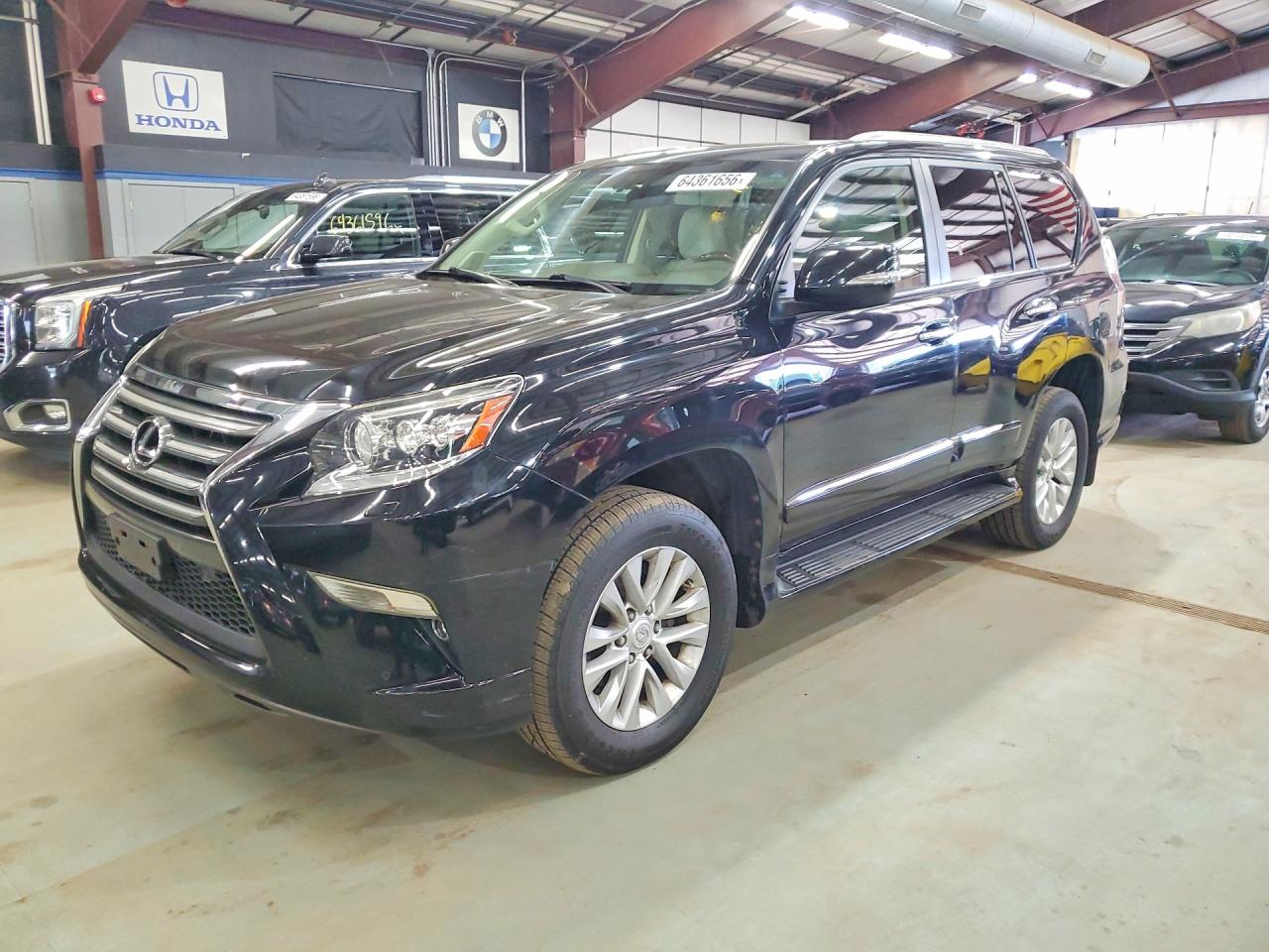 2014 Lexus GX 460, VIN JTJBM7FX8E5089737 — Minor dents and scratches