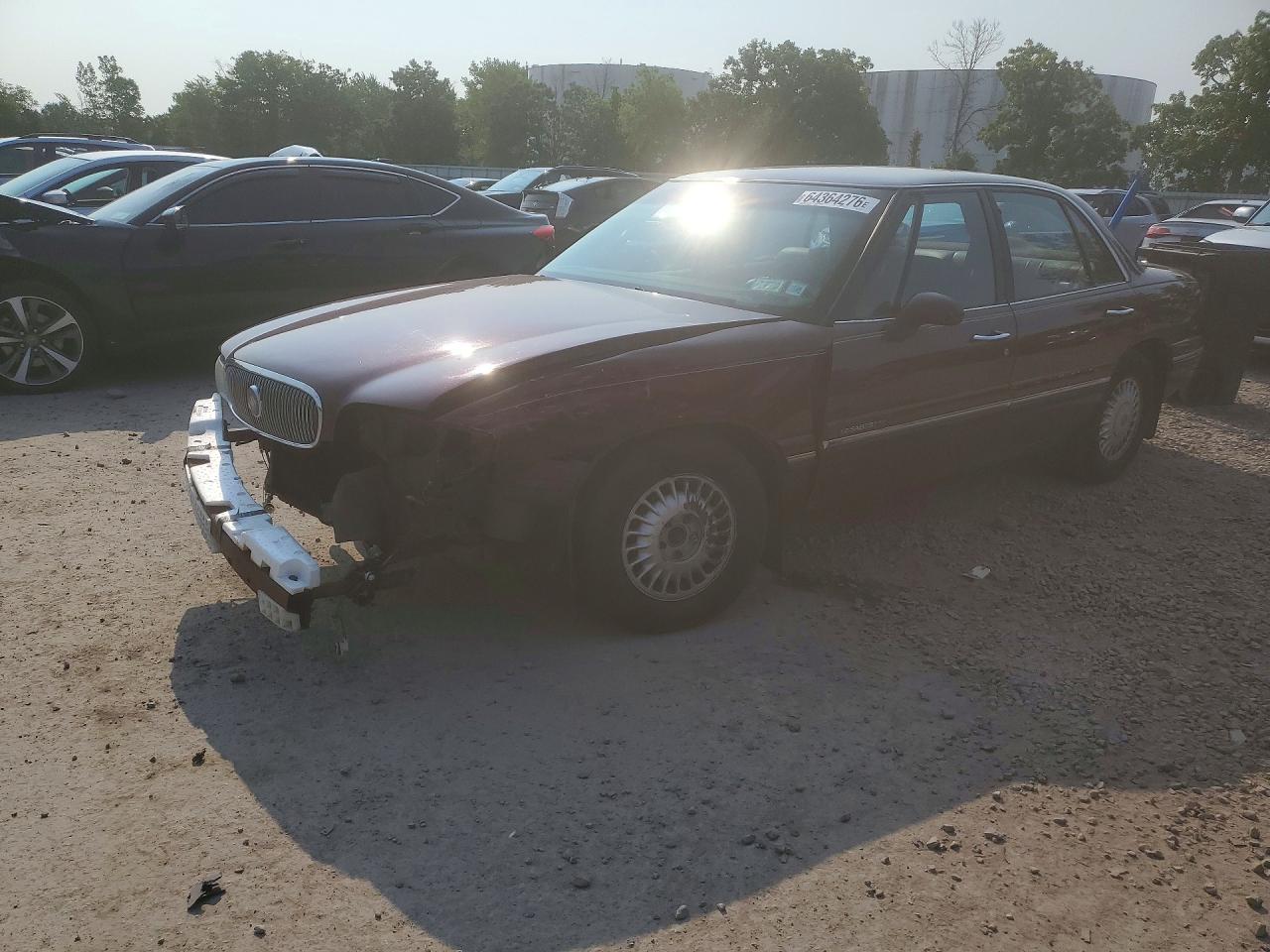 1998 Buick LeSabre Custom, VIN 1G4HP52K5WH542419 — Перед