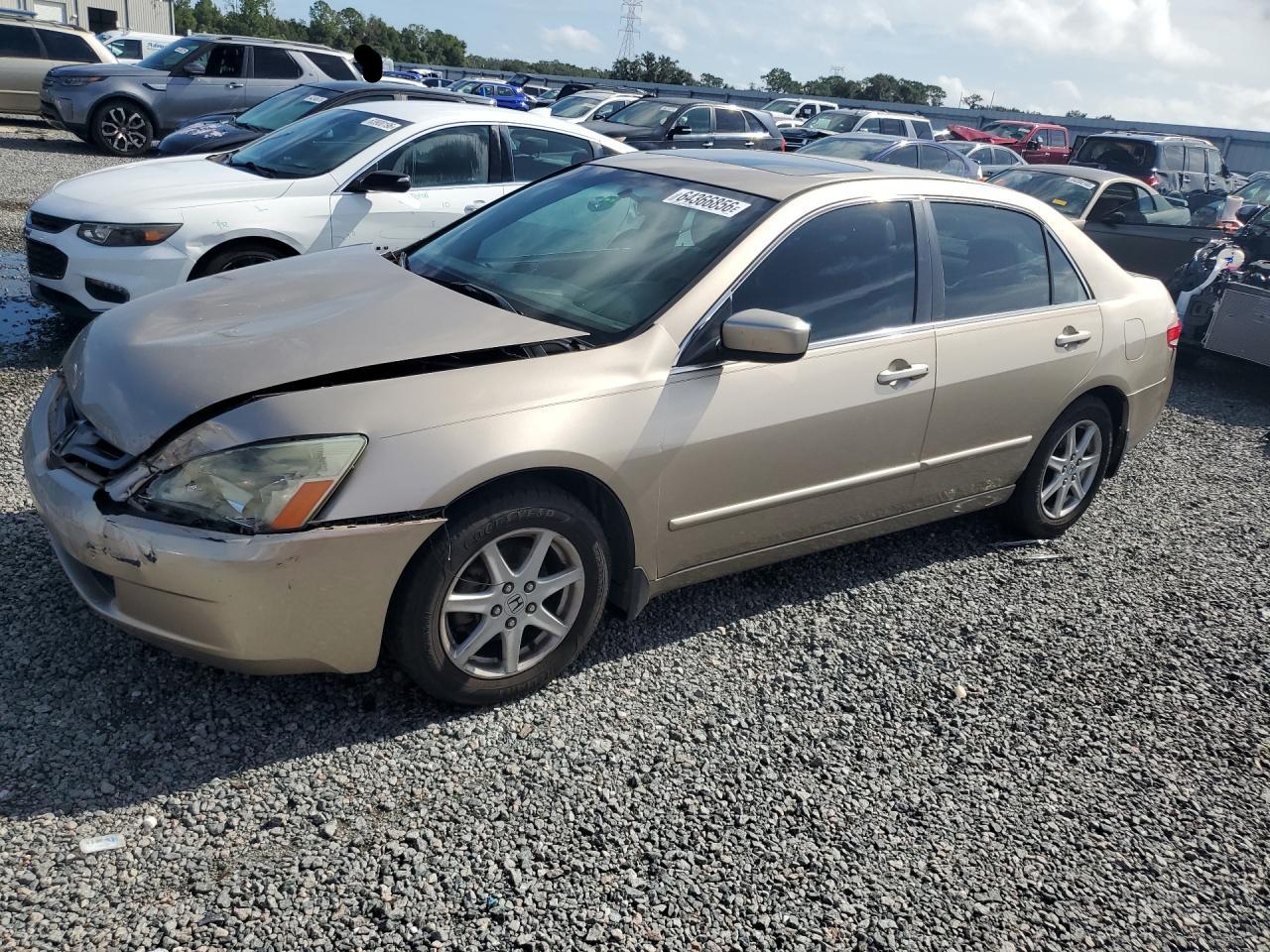 2004 Honda Accord EX, VIN 1HGCM66534A097946 — Front end