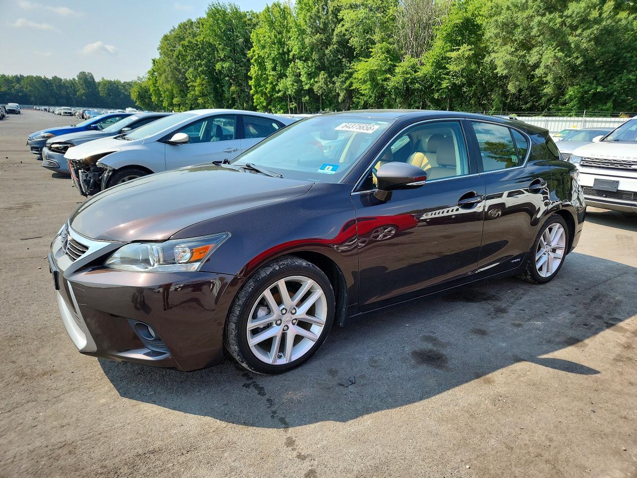 2014 Lexus CT 200h, VIN JTHKD5BH8E2188144 — Normal wear