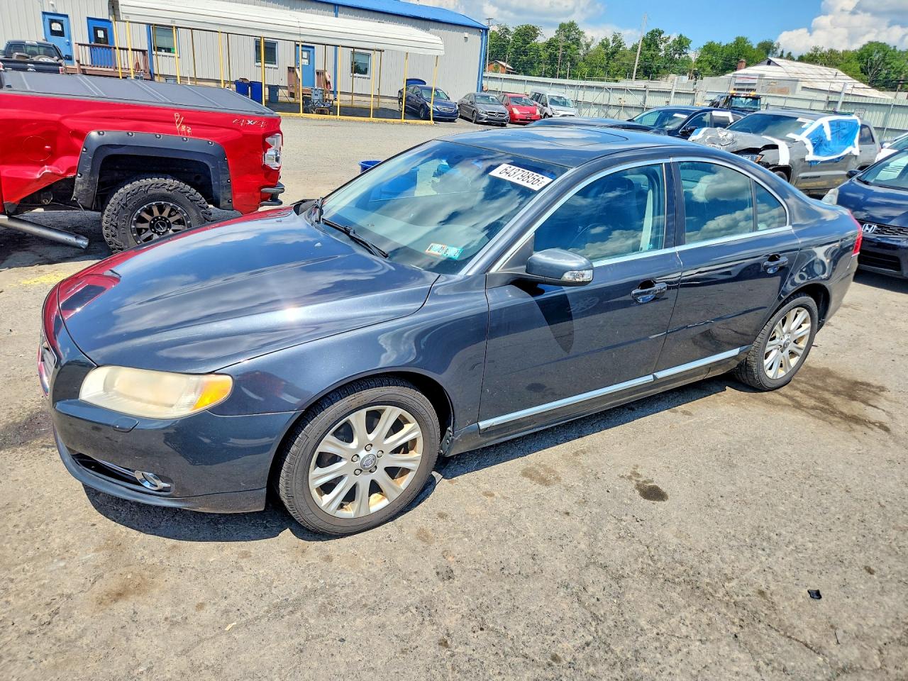 2011 Volvo S80 3.2L, VIN YV1940AS0B1147258 — Бок