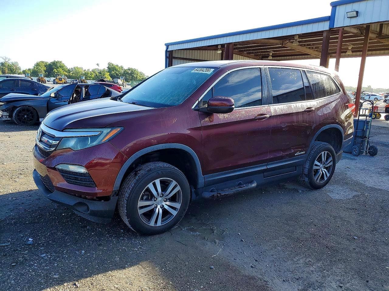 2018 Honda Pilot EX-L, VIN 5FNYF5H76JB024614 — Front end